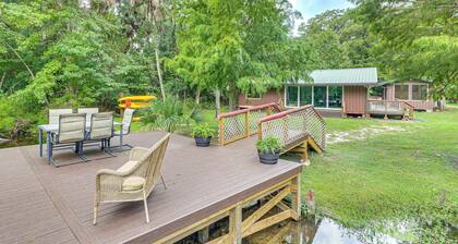 Waterfront Studio on Rock Springs River!