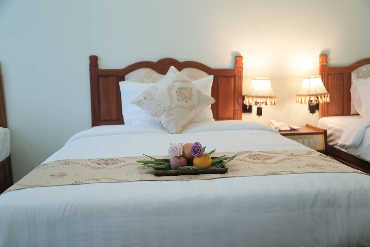 Standard Twin Room | In-room safe, blackout drapes, soundproofing, free WiFi