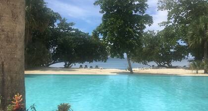 Idyllic Duplex with Ocean