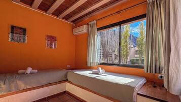 Sistema de insonorización, wifi gratis y ropa de cama