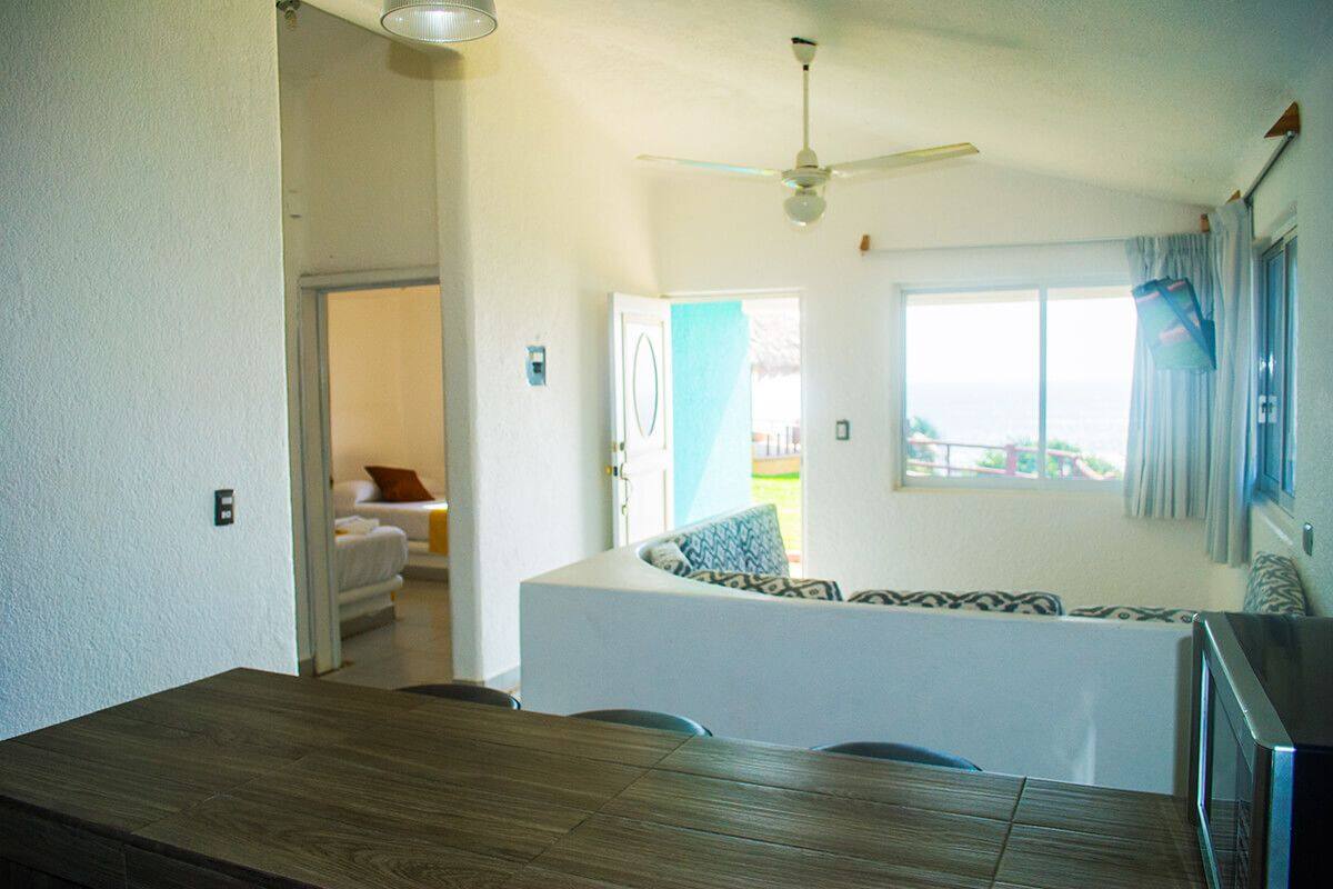 Standard Bungalow | Living area