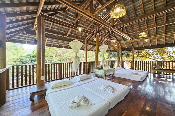 Dortoir partagé | Accès au Wi-Fi (inclus), literie fournie