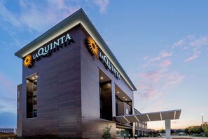 Exterior - La Quinta Inn & Suites by Wyndham Katy (Katy)