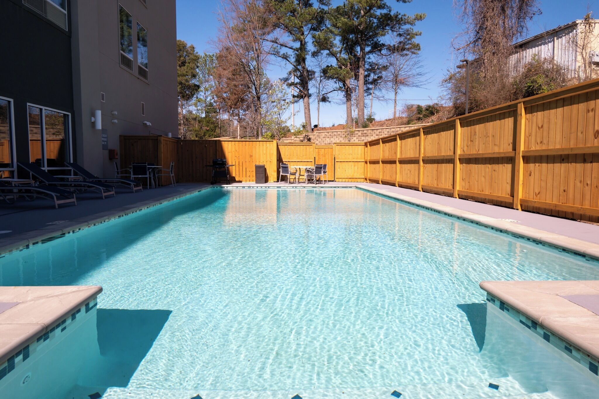 Udendørs pool