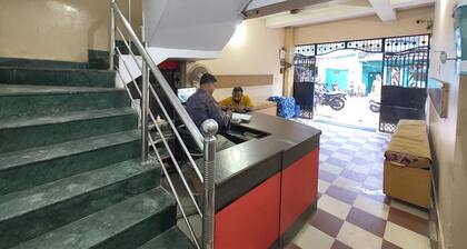 Goroomgo Star Lodge Puri