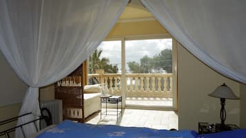 2 dormitorios, tabla de planchar con plancha, wifi gratis y ropa de cama