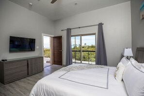 3 chambres, coffres-forts dans les chambres, fer et planche à repasser