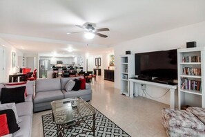 TV, DVD player