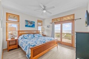 9 bedrooms, free WiFi, bed sheets, wheelchair access