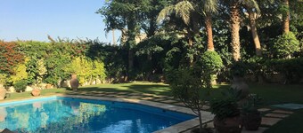 Villa de luxe, style scandinave, dans le golf de Solimanya