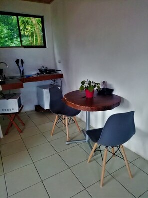 Comfort House, 2 Bedrooms, Non Smoking, Terrace | Coffee and/or coffee maker - Villa Morella (Monteverde)