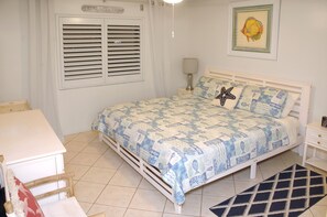 2 slaapkamers, een strijkplank/strijkijzer, wifi, beddengoed