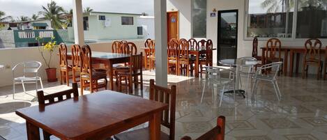 Daily continental breakfast (USD 6 per person)