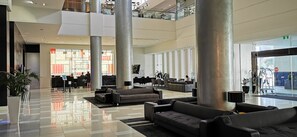 Lobby - L7 Surfers Paradise Apartment (Surfers Paradise)