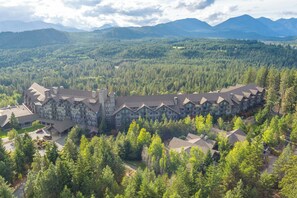 Exterior - 5-STAR Cozy Studio Getaway with Spa, Ski, Golf, Trails, & More! (Cle Elum)