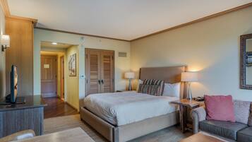 Escritorio, wifi gratis, ropa de cama y acceso para silla de ruedas