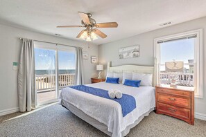 8 bedrooms, Internet, bed sheets - Champagne Shores | Oceanfront | Private Pool, Hot Tub, Dog Friendly (Virginia Beach)