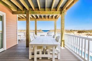 Outdoor dining - Champagne Shores | Oceanfront | Private Pool, Hot Tub, Dog Friendly (Virginia Beach)