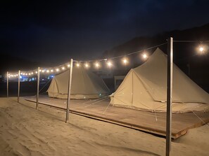 Façade de l’hébergement - soirée/nuit