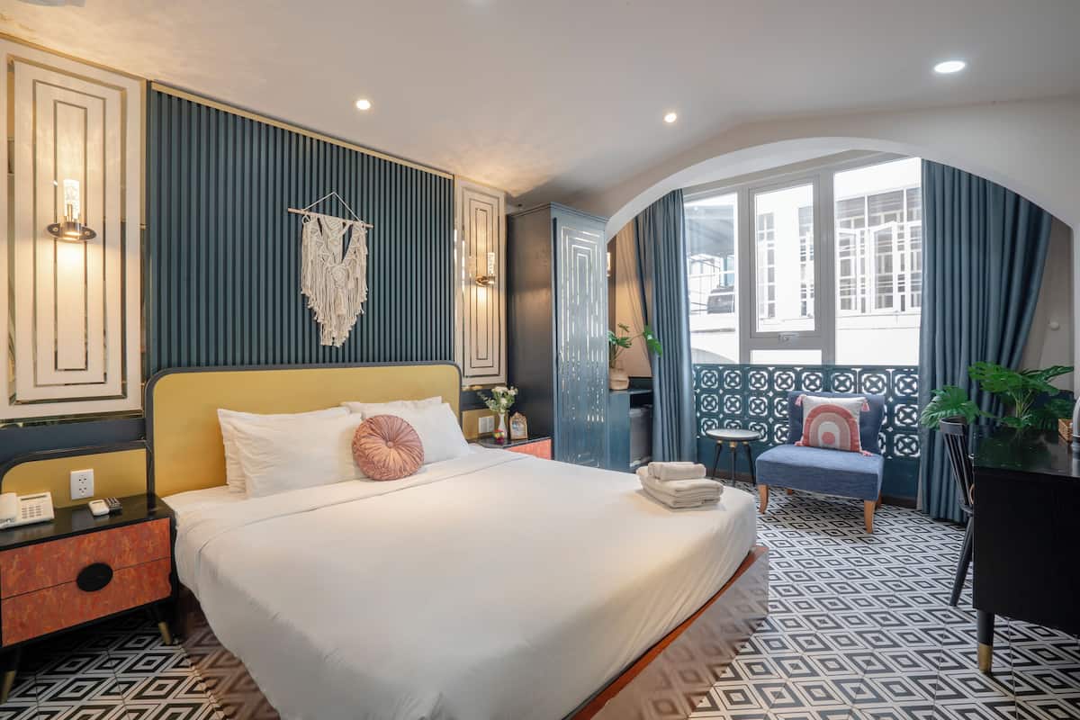 Deluxe Double Room | In-room safe, desk, soundproofing, free WiFi