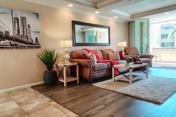 Imagen sin descripción, 1 de 30, botón