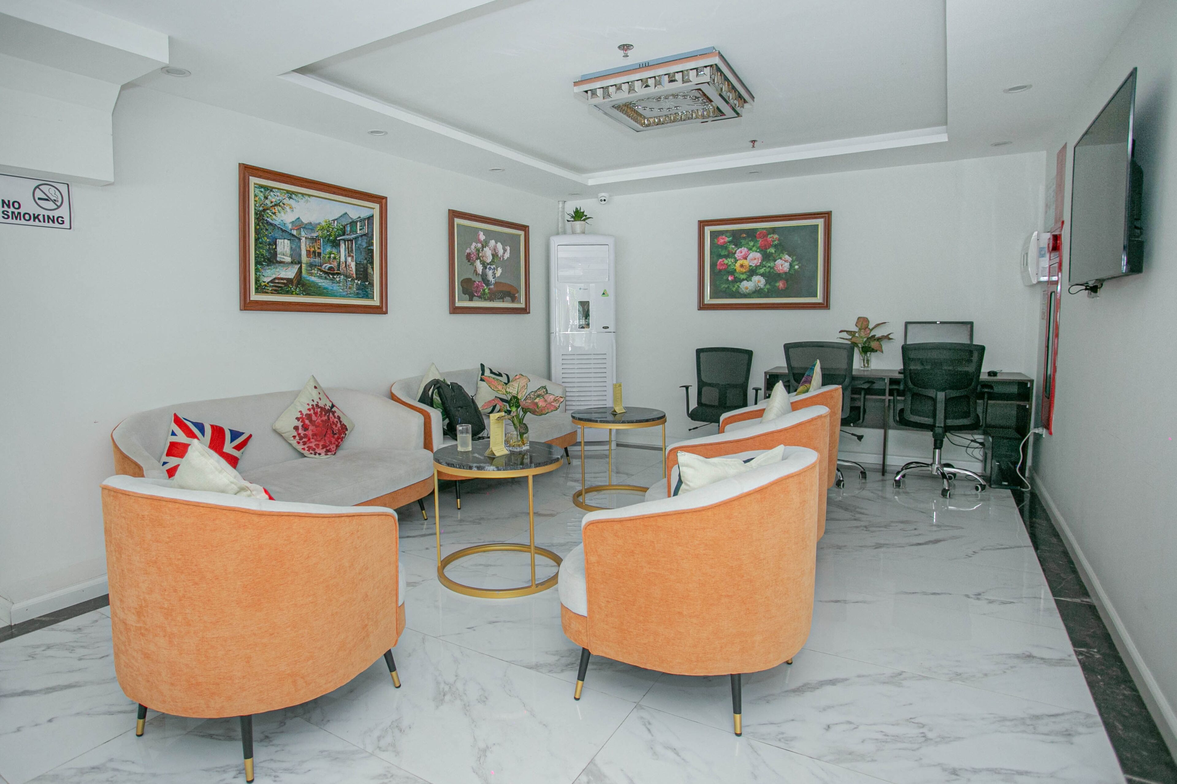 Foto - New Century Hotel