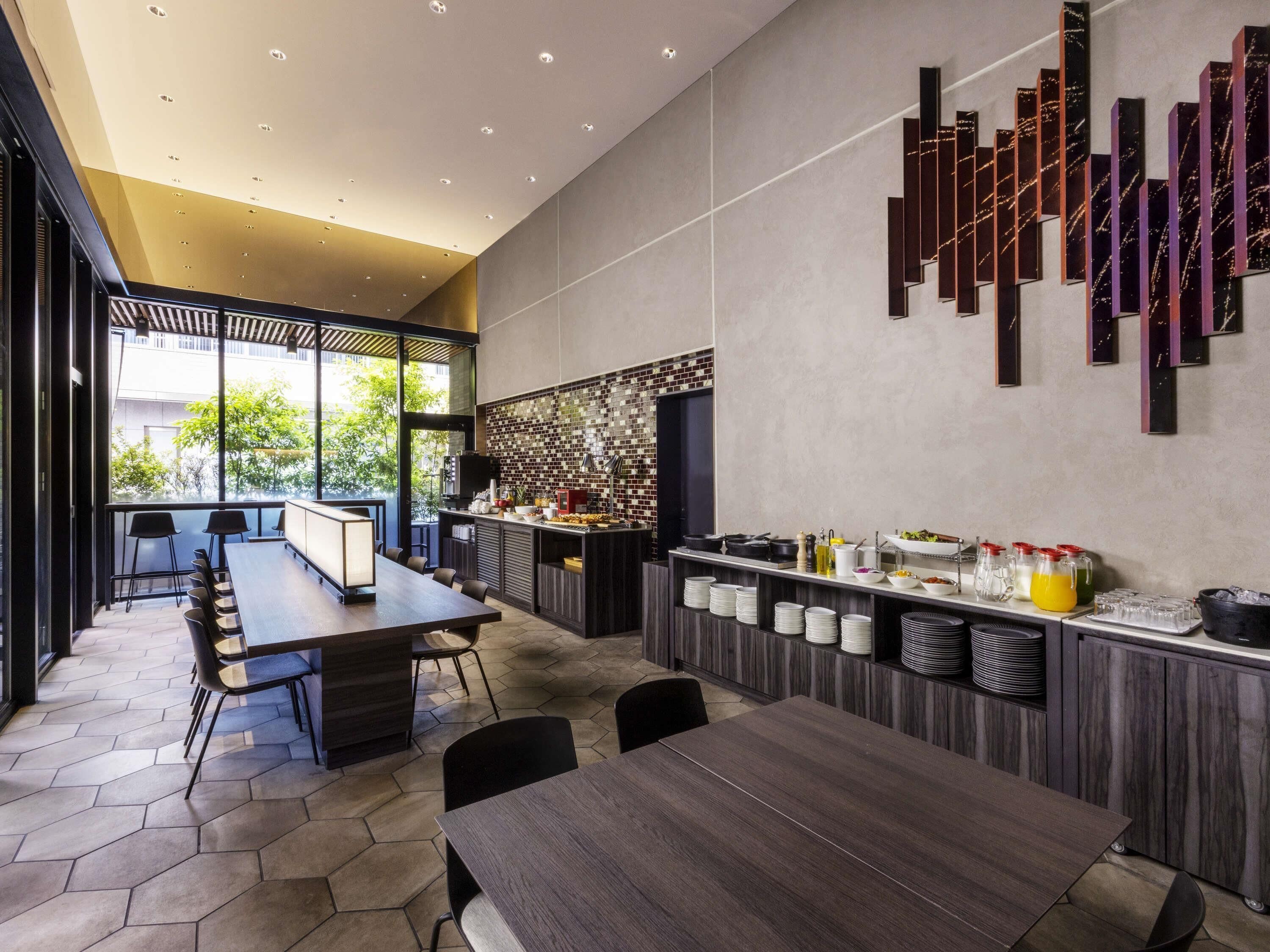 Café da manhã com buffet todos os dias (JPY 2400 por pessoa) 