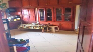 Espresso maker, fridge, microwave, oven