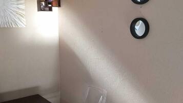 Kamar Standar | Fasilitas kamar