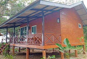 Estudio familiar, bañera | Caja fuerte, wifi gratis, ropa de cama