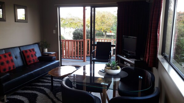 Deluxe-Zimmer, 1 Schlafzimmer | Wohnbereich