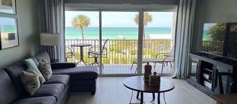 Client texted view crazy Last minute cancellation Apr 25 - May 16th on sale