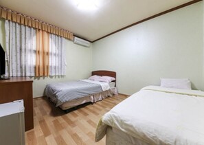 标准房 | 遮光窗帘、免费 WiFi、床单