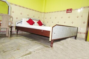 Deluxe tweepersoonskamer, uitzicht op stad | Lakens van Egyptisch katoen, luxe beddengoed, donzen dekbedden