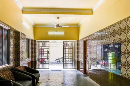 Goroomgo Neelachal Lodge Puri