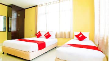 Superior Suite | 1 bedroom, desk, free WiFi, bed sheets