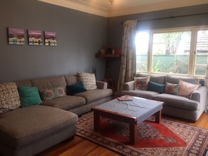 TV, fireplace, stereo