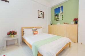 Flat-screen TV - XiaoCuixuanHomestay (Wujie)