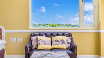 Deluxe Double Room with Sea View and Balcony | Blackout drapes, free WiFi, bed sheets