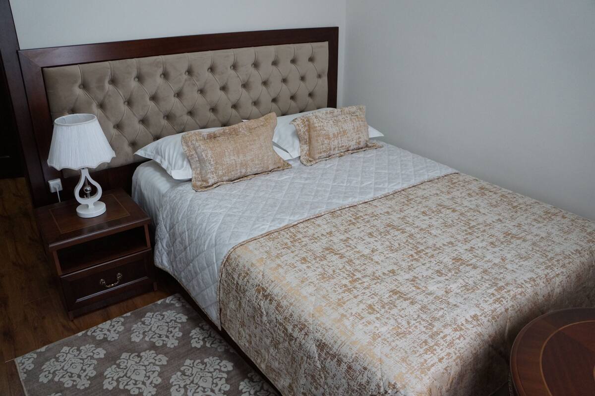 Habitación individual estándar | Minibar, escritorio, sistema de insonorización