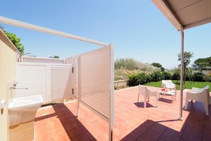 Hus - 2 sovrum | Terrass/Patio