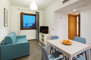 Maison, 2 chambres | Coin séjour