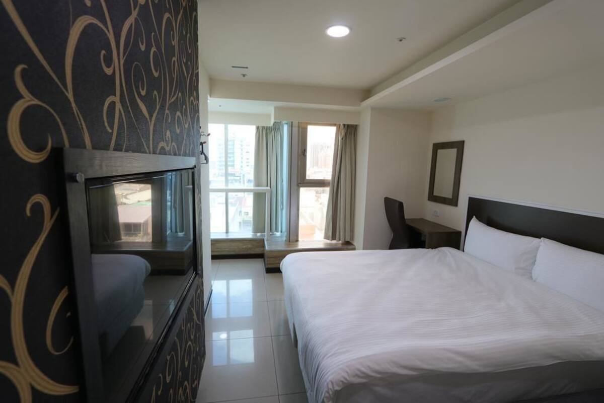 Deluxe Double Room | Desk, free WiFi