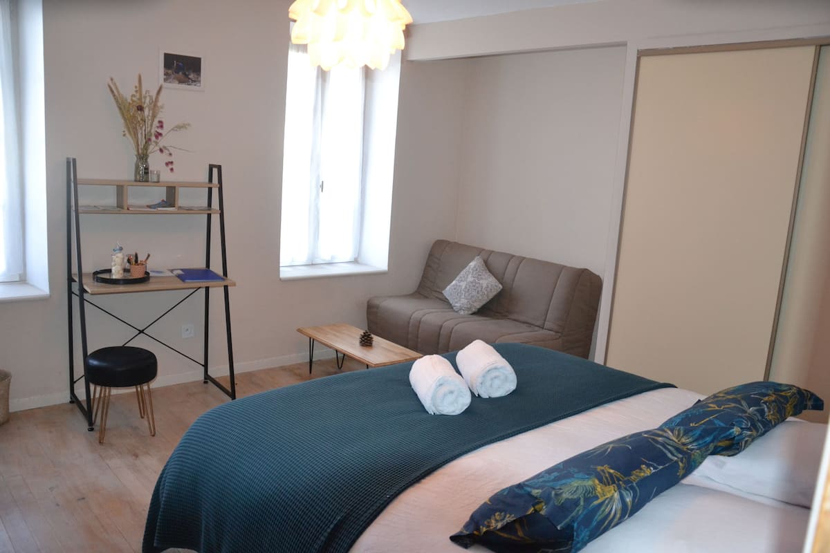 Comfort Quadruple Room (L'hirondelle) | Premium bedding, memory foam beds, free WiFi, bed sheets