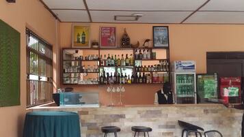 Bar (in der Unterkunft)