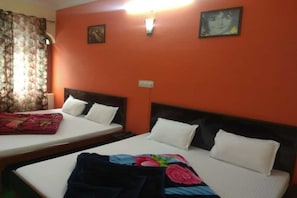 Rollaway beds, free WiFi, wheelchair access