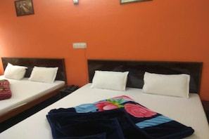 Rollaway beds, free WiFi, wheelchair access