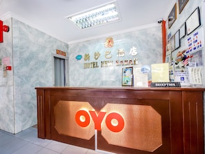 Reception - Hotel O New Sabah (Kota Kinabalu)