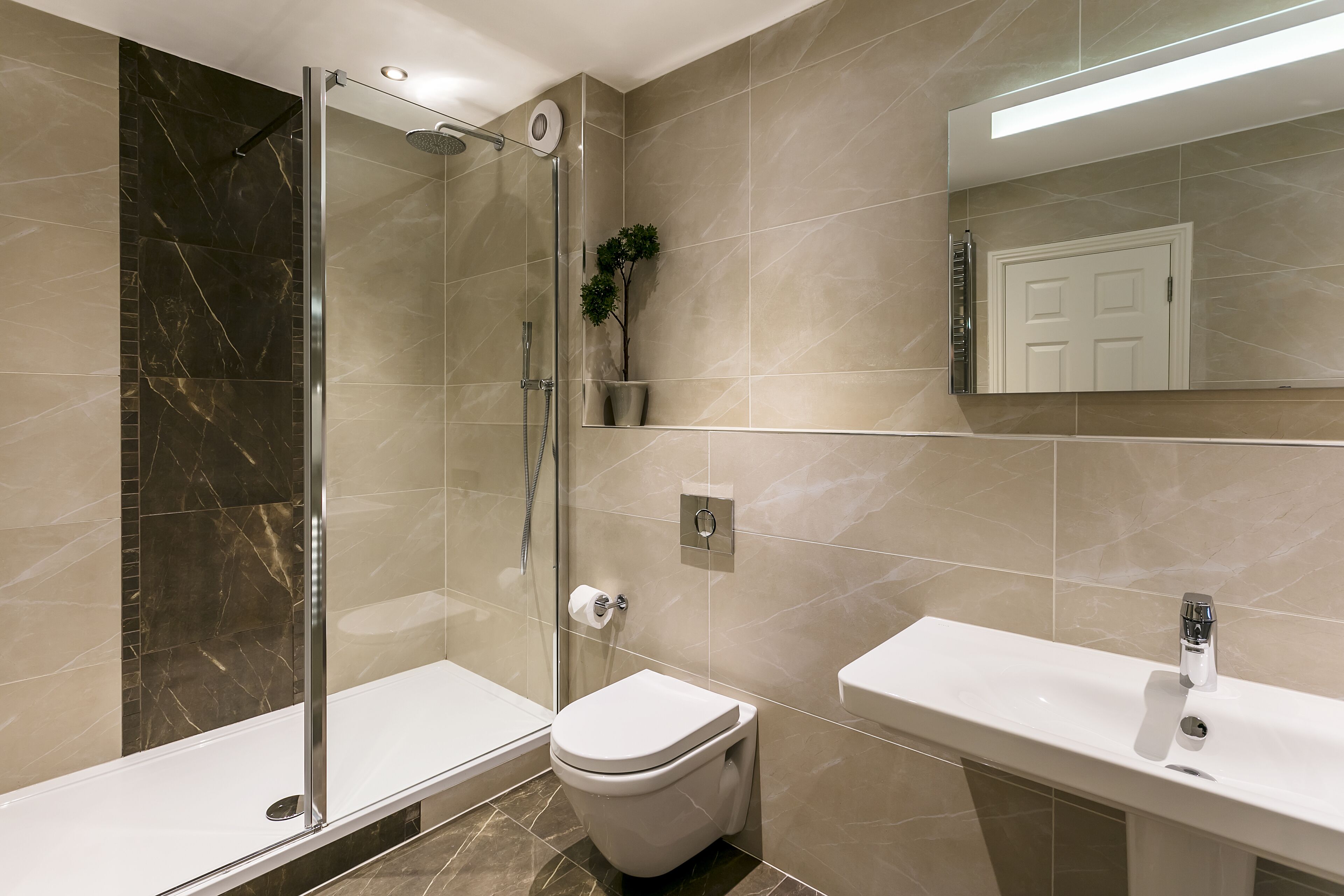 luxury double room, ensuite (lodge 2 - dalesway) | bathroom