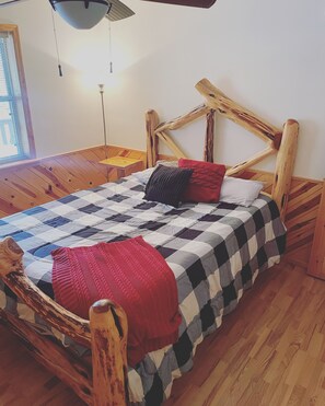 4 Schlafzimmer, Zimmersafe, Bügeleisen/Bügelbrett, kostenloses WLAN